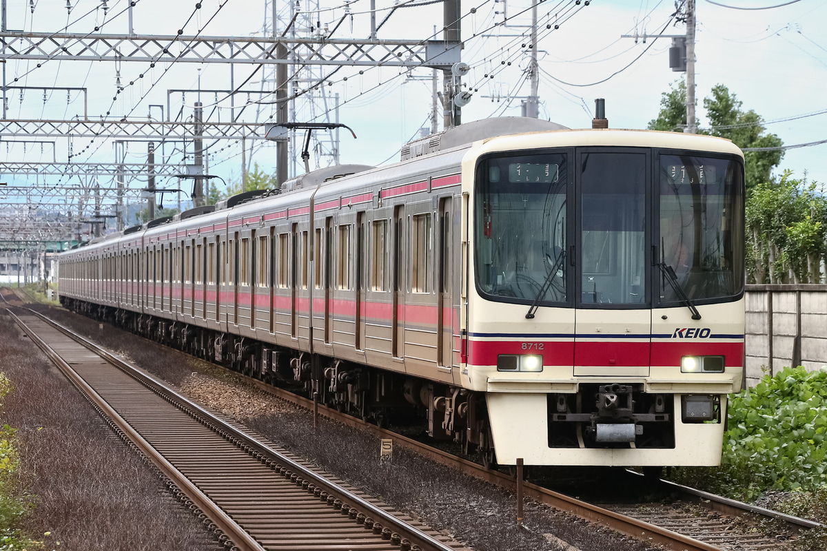 京王電鉄 若葉台検車区 8000系 8712f