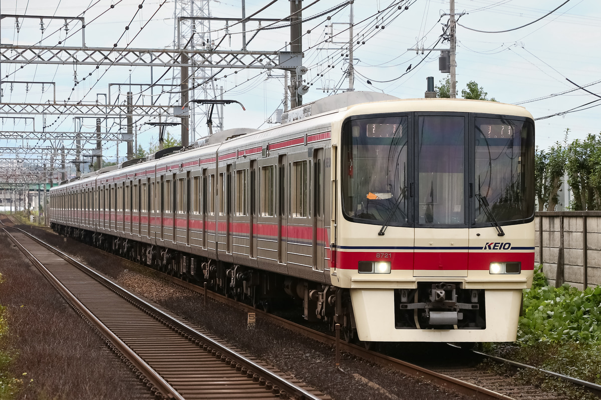 京王電鉄 若葉台検車区 8000系 8721f