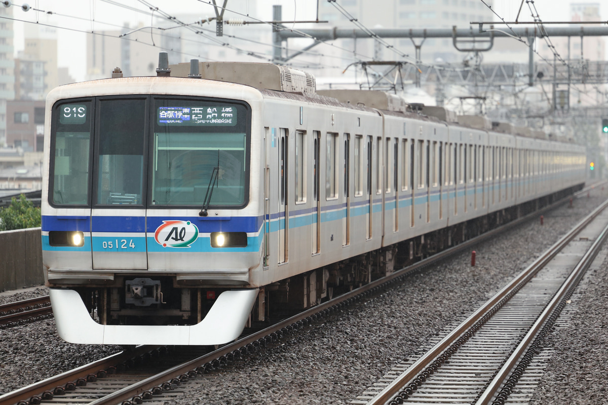 東京メトロ 深川検車区 05系 05-124F