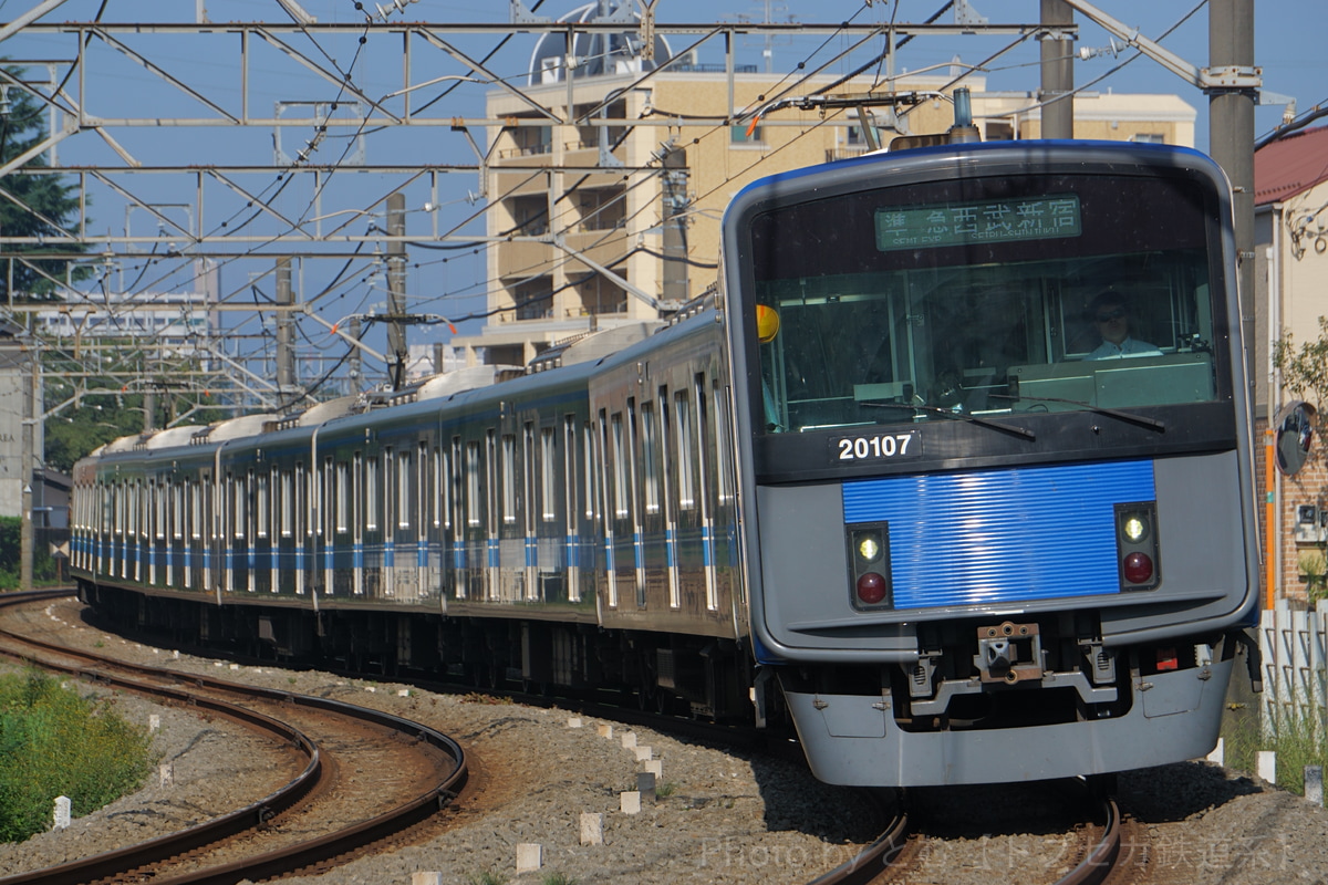 西武鉄道  20000系 20107F