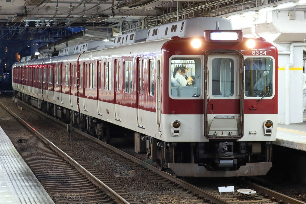 近畿日本鉄道 西大寺検車区 8400系 L04編成