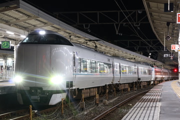 byく ろ し お
