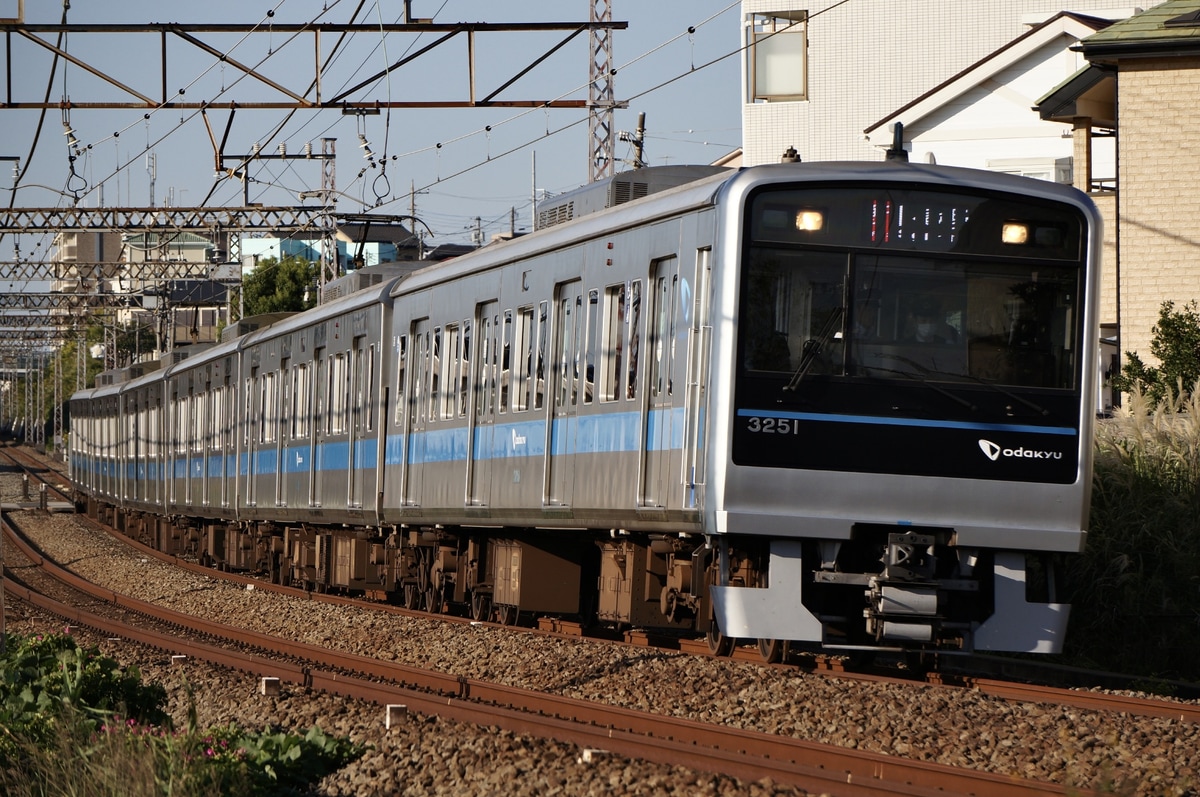 小田急電鉄  3000系 3251f