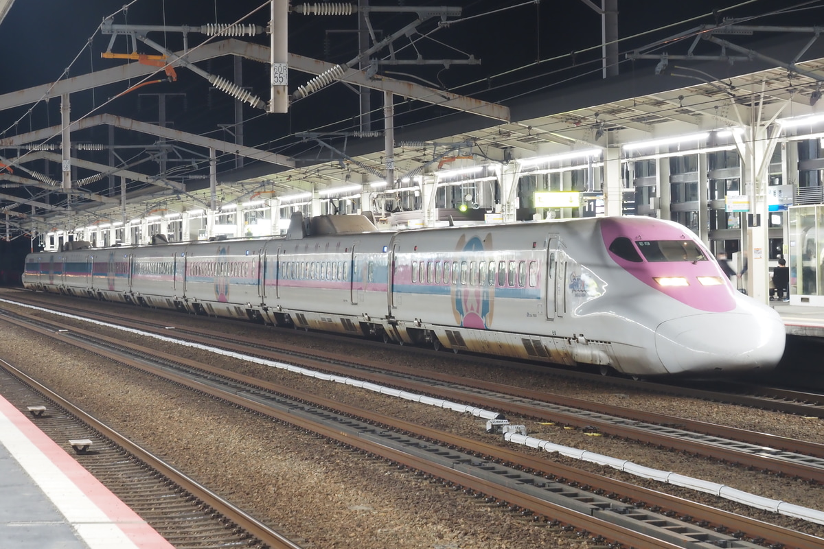 JR西日本  700系 E9編成