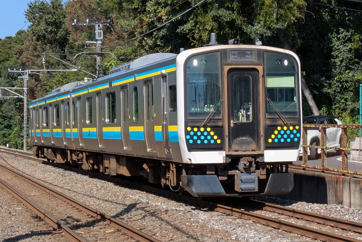 JR東日本 幕張車両センター E131系 マリR11編成