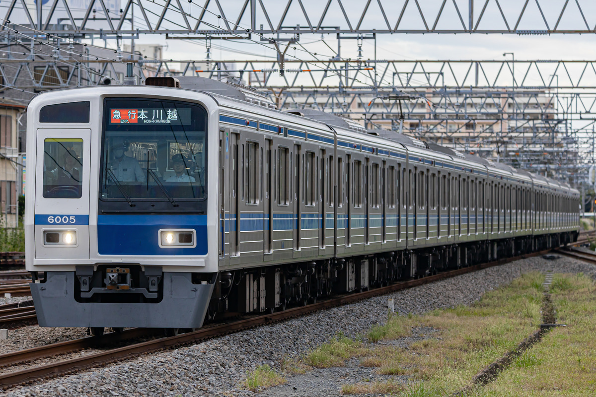 西武鉄道  6000系 6105F