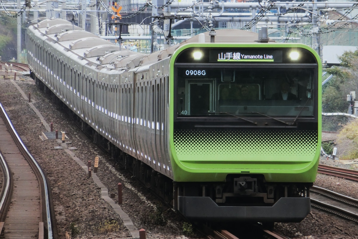 JR東日本 東京総合車両センター本区 E235系 トウ40編成