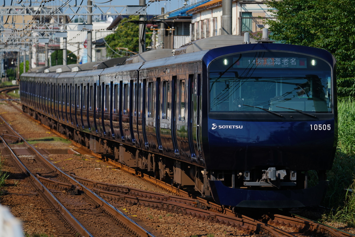 相模鉄道 かしわ台車両センター 10000系 10705×8