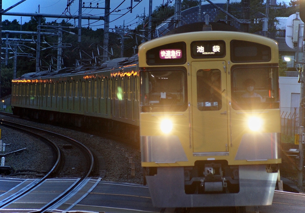 西武鉄道 池袋線車両所小手指車両基地 2000系 2063F